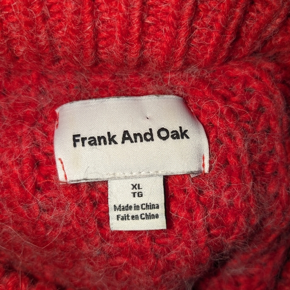 Frank and Oak sweater - Picture 9 of 9